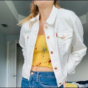 Vintage Levi’s jean jacket 💓